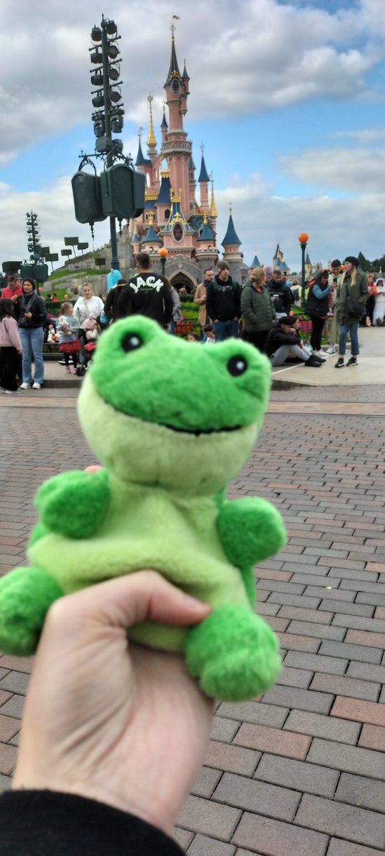 Greg discovers peace and joy (he didn't commit any arson yet)