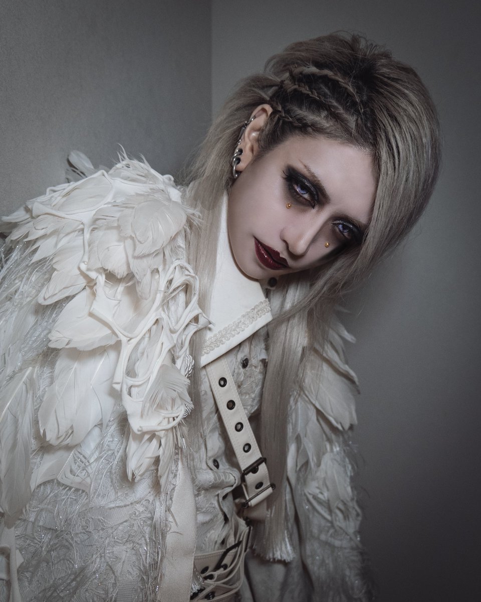 ゼラ×NICOLAS 『喰らい合い』大阪編お疲れさま
今日のライブで熱い戦いの始まりを感じました
明日の名古屋も全力で喰らい合います
