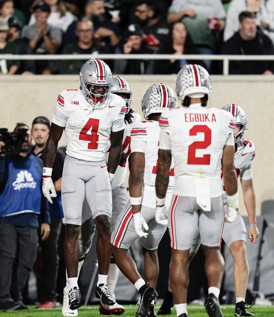 OneStopHorns's tweet photo. Who has the best WR room in the country?

• Texas receiving 
   115 REC / 1,611 YDS / 17 TD 

• Ohio State receiving
   87 REC / 1,231 YDS / 10 TD

• Oregon receiving 
   113 REC / 1,207 YDS / 9 TD

• Ole Miss receiving
   123 REC / 1,952 YDS / 14 TD https://t.co/CaTDRiuIlU
