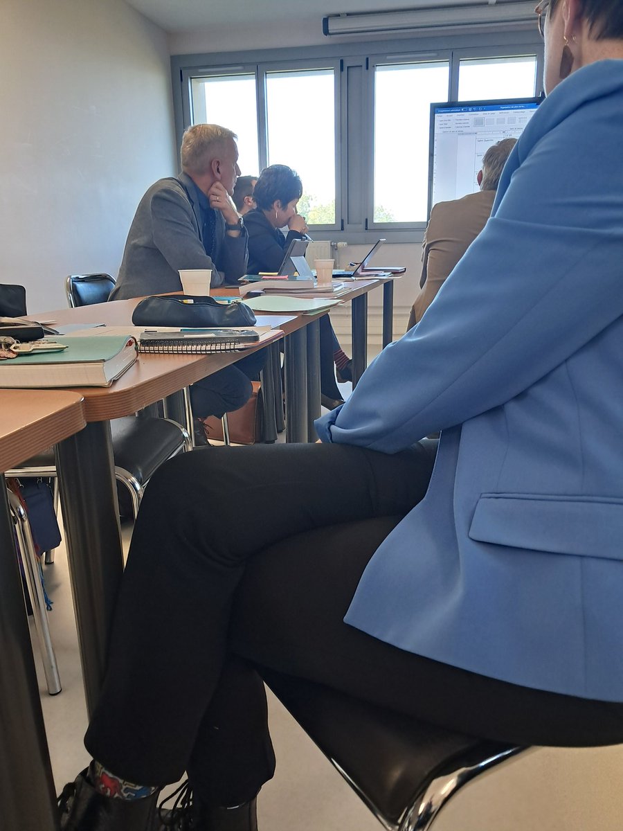 ##éducation Travail en collège des IEN du département de l'Aisne sur l'évaluation des directrices et directeurs, nouvelle modalité et échéancier, formation spécifique à hauteur de 9h <a href="/DSDEN_Aisne/">DSDEN de l'Aisne</a>