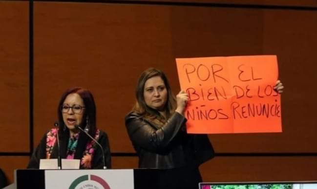 Se fue <a href="/Letamaya/">Leticia Ramírez Amaya</a> y con ella el desvío de 100 millones de pesos del proni. <a href="/Dolores_PL/">Dolores Padierna</a> dio la orden a los diputados de no buscar información. <a href="/Claudiashein/">Claudia Sheinbaum Pardo</a> <a href="/mario_delgado/">Mario Delgado</a> <a href="/A_delPacifico/">Alianza del Pacífico</a>  <a href="/nmas/">NMás</a> <a href="/latinus_us/">Latinus</a>