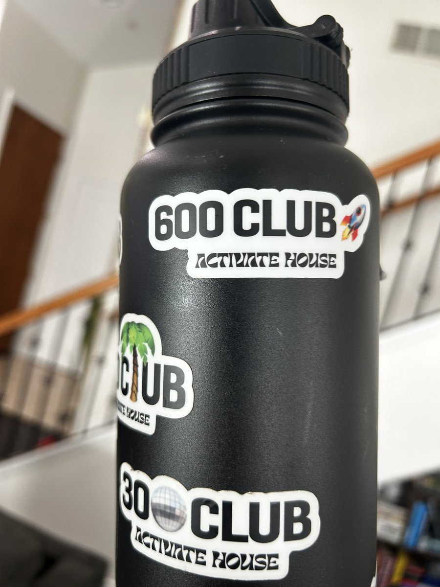 llcool_hay's tweet image. GMOVE

what started as fun workout led to me taking the leap to become a spin instructor at the start of the year 

now, i’ve completed 600 classes (as of Tuesday! 🎉) and made some incredible friends along the way. who would have thought? 

#gmovechallenge