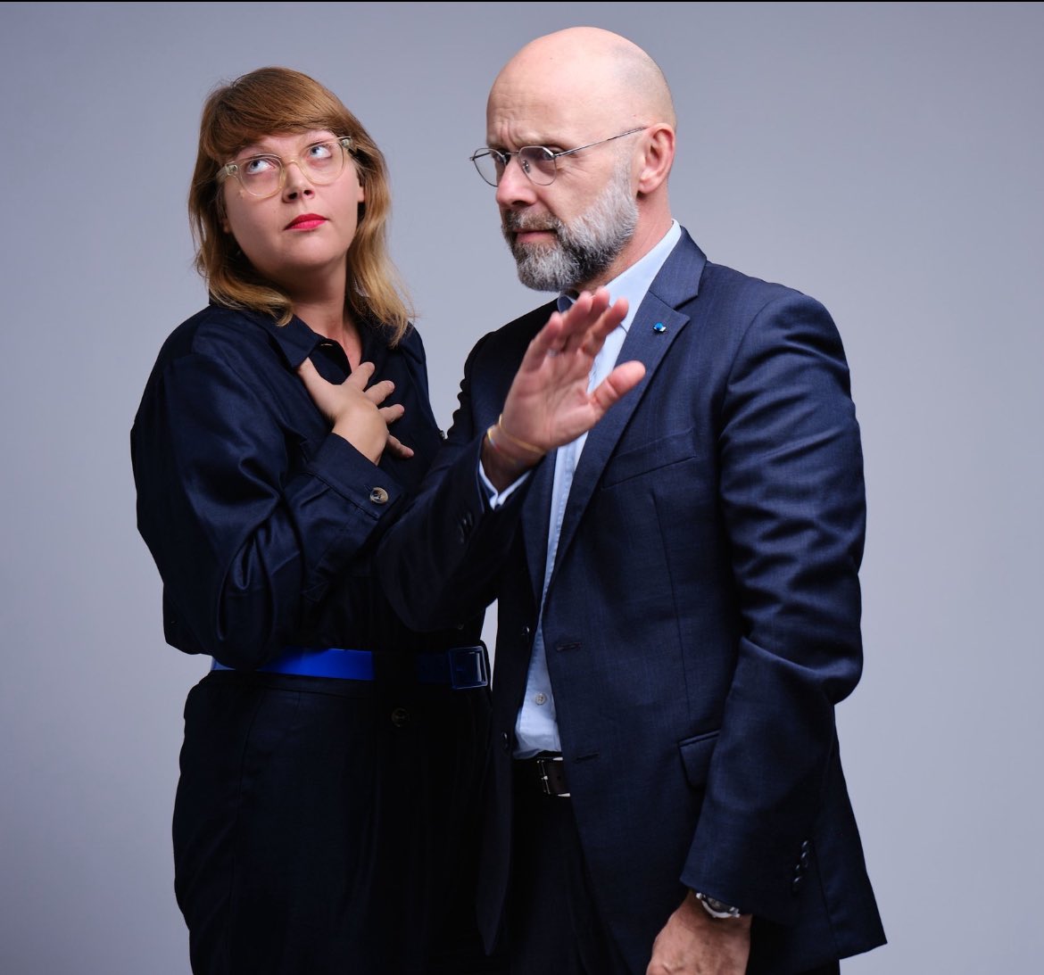 Une question, deux (ex) dircoms : En #communication, comment réagir face au #plagiat ?

🔹Frédéric Fougerat : Le plagiat est du vol et peut tomber sous le coup de la loi, notamment pour violation du Droit d’auteur. En fonction des sujets et des circonstances, cela peut être la