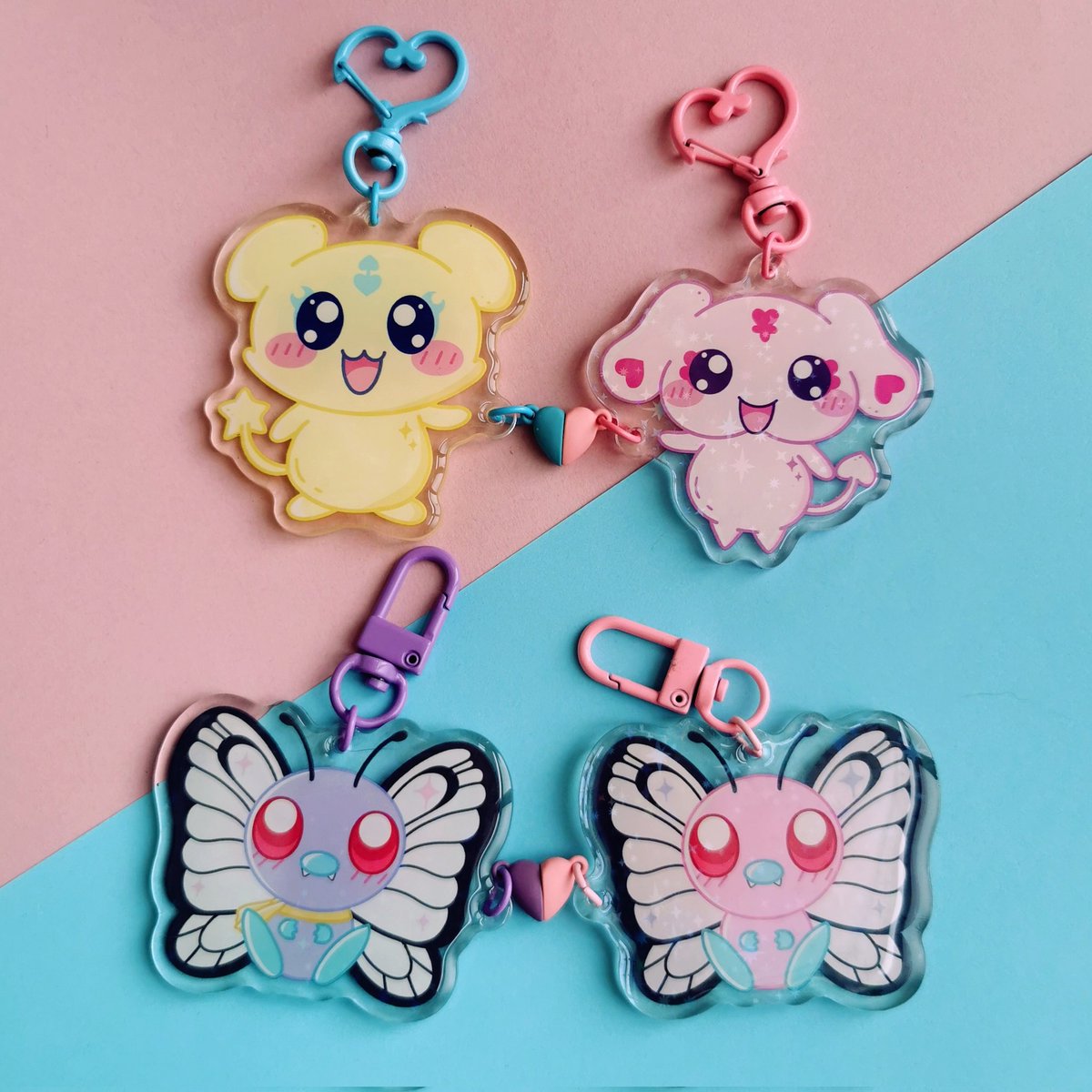 ErikainBlue's tweet photo. @JW_Arte Hola!! Volvemos a vernos en bilbao ✨ Stand 24 (última fila, sin pérdida) os espero con un montón de novedades y cositas cutes de pokémon, ghibli, digimon, sailor moon, kirby..... https://t.co/VH3V2HB7ly