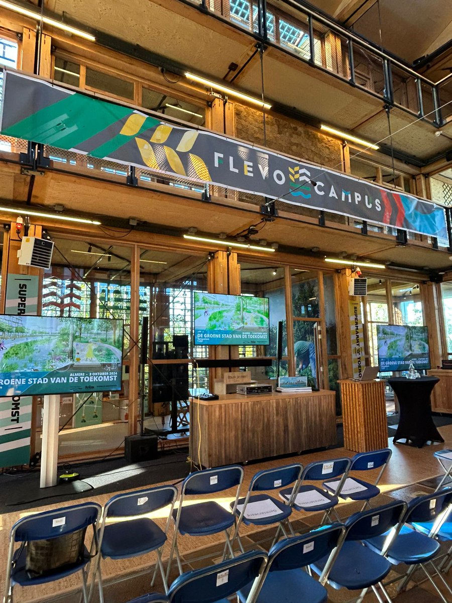 Vandaag waren we aanwezig op het symposium 'De Groene Stad van de toekomst' van Gemeente Almere. Daar passen wat ons betreft (en steeds meer gemeenteraadsleden) #RechtenvandeNatuur ook bij! Check het groeiende aantal gemeenten die hier interesse in hebben: rechtenvandenatuur.org/initiatieven