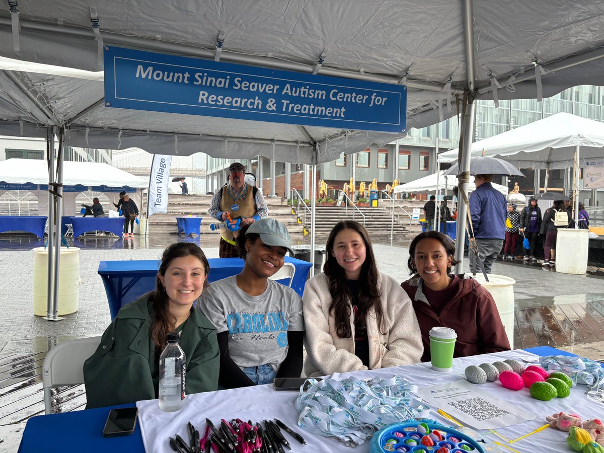 Seaver Autism Center (@seaverautism) on Twitter photo 🌧️ Rain or ☀️ shine, we love connecting with #autism advocates! Our #SeaverTeam clinical research coordinators met so many amazing families who braved the weather at the 2024 <a href="/AutismSpeaksNYC/">Autism Speaks New York</a> walk last weekend. 💙 <a href="/autismspeaks/">autism speaks</a> #autismspeaksnyc #autismspeakswalk 🌧️ Rain or ☀️ shine, we love connecting with #autism advocates! Our #SeaverTeam clinical research coordinators met so many amazing families who braved the weather at the 2024 <a href="/AutismSpeaksNYC/">Autism Speaks New York</a> walk last weekend. 💙 <a href="/autismspeaks/">autism speaks</a> #autismspeaksnyc #autismspeakswalk