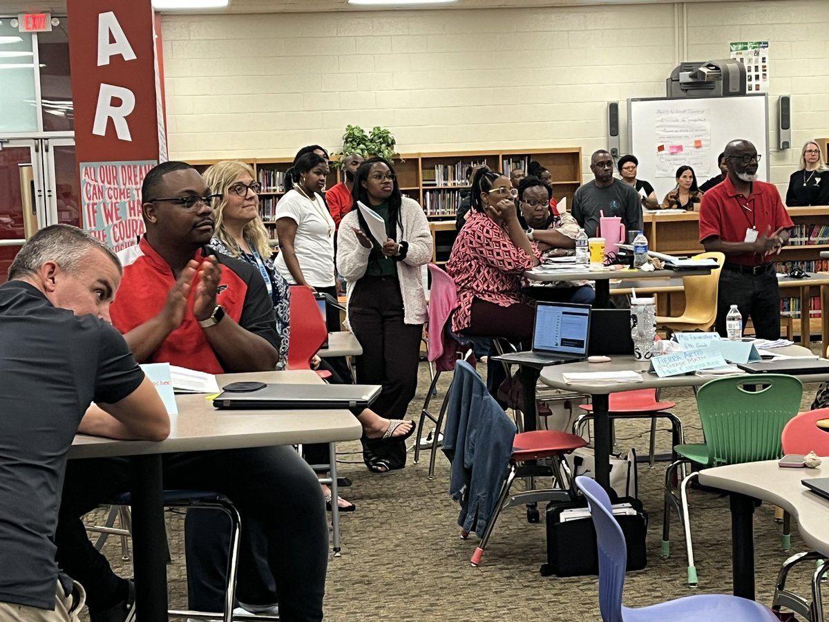 Jay Jones tweet media