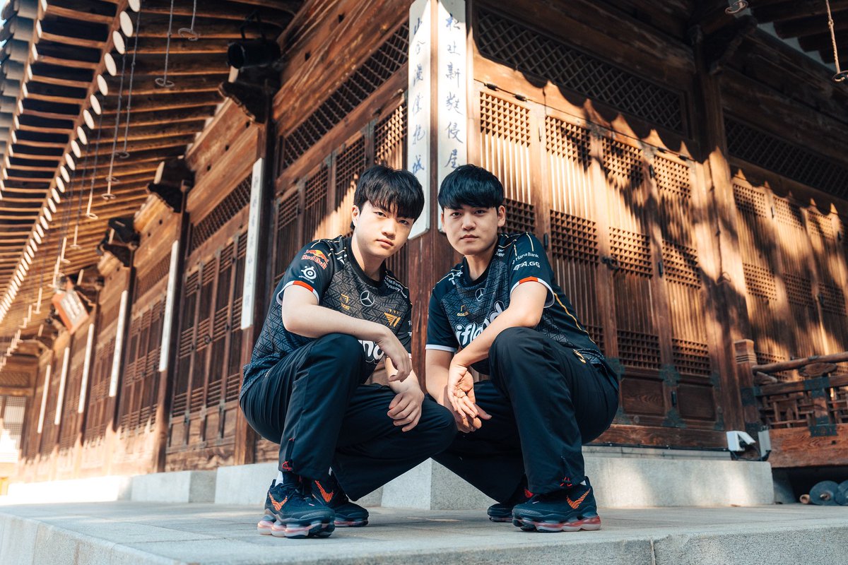 koiamug's tweet photo. 21 worlds      22 worlds
23 worlds      24 worlds https://t.co/YTktDhHMrY