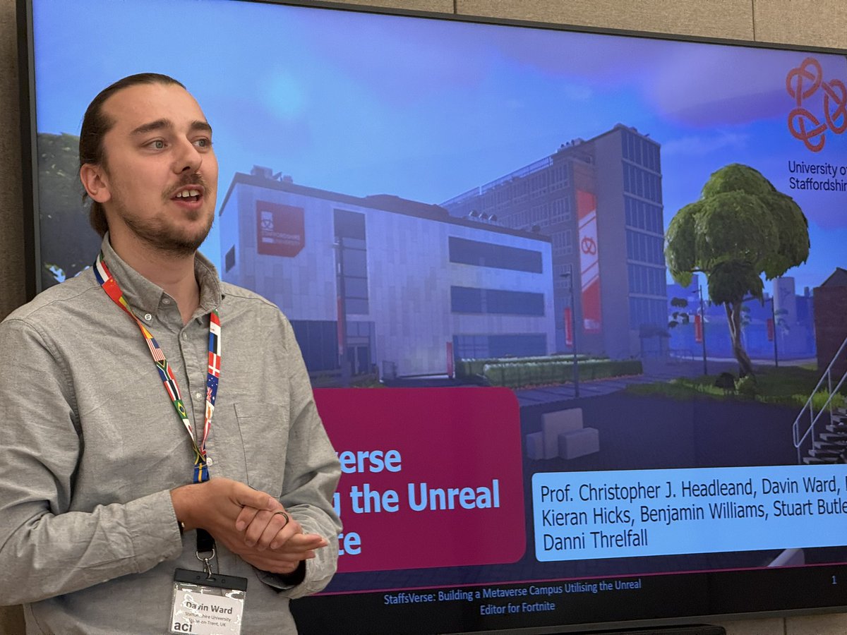 Prof. Chris Headleand tweet media