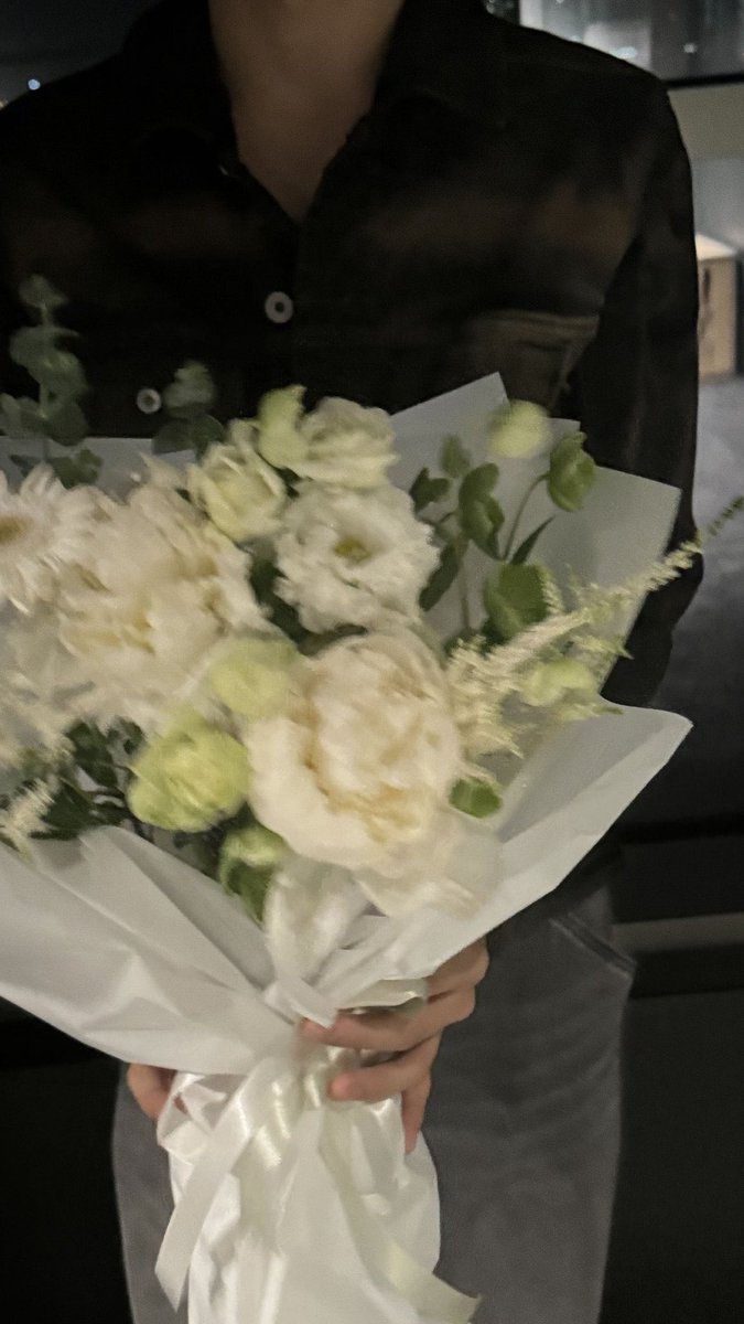 3 Oct Boyfriend's Day จะลืมหนุ่มฝรั่งที่จริงใจคนนี้ไปได้ยังไง อบอุ่นดุจไมโครเวฟ ใจเย็น คอยใส่ใจ ดูแลดี พึ่งพาได้ ทำอาหารอร่อย ร้องเพลงเพราะ เล่นกีตาร์เป็น ยิ้มหวาน ยืนรอช้อปปิ้งแถมช่วยเลือกได้ มุมสบายใจ เฮ้อ ดูเอาเหอะ หยุดทำให้ชอบกี่โมง ชอบจะตายอยู่แล้ว ㅠㅠㅠㅠㅠㅠㅠㅠㅠㅠ