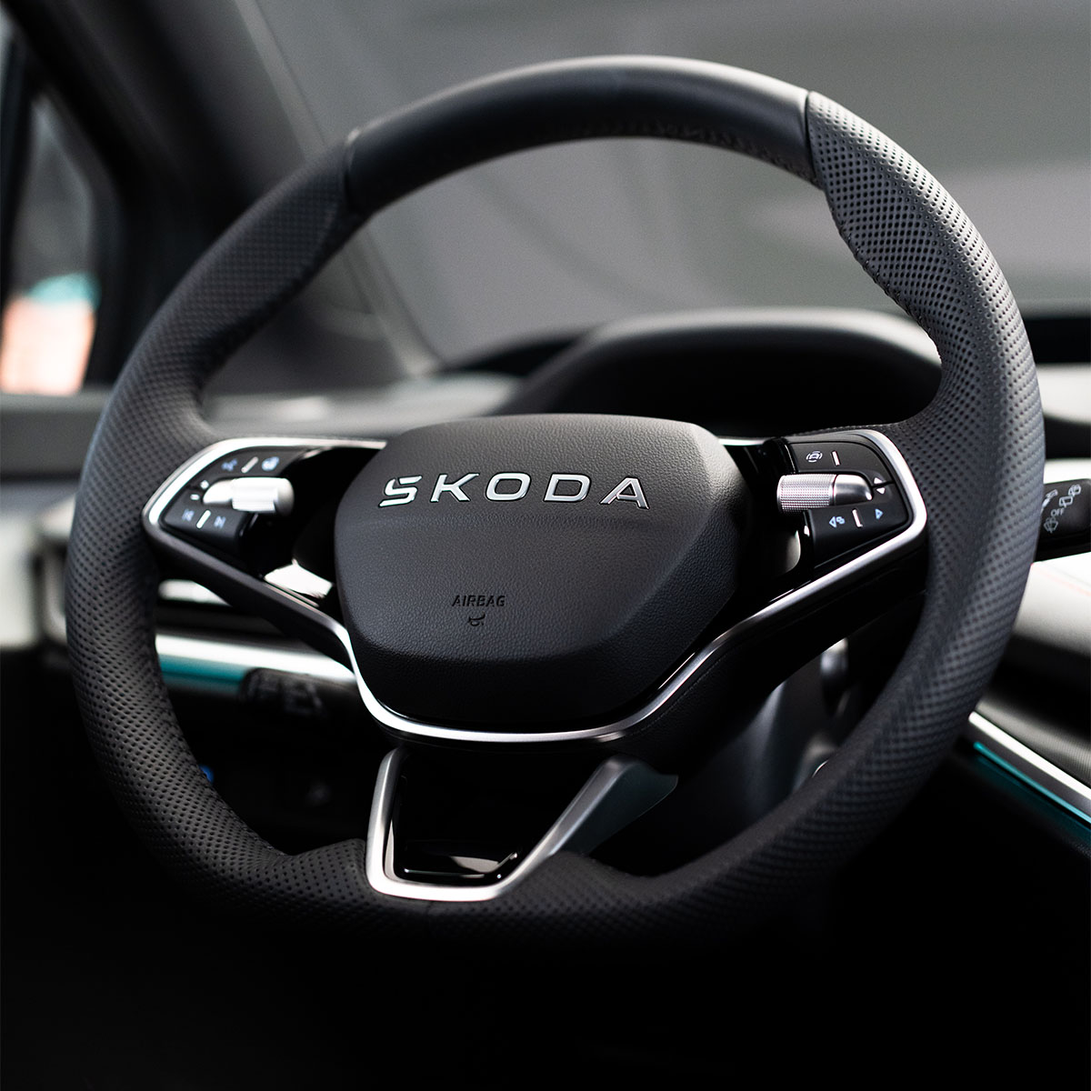 SKODAUK's tweet photo. Ready to take a closer look at the new, all-electric Škoda Elroq? Look this way…  👉 #Skoda #SkodaElroq #EV https://t.co/3awOiGI1PW
