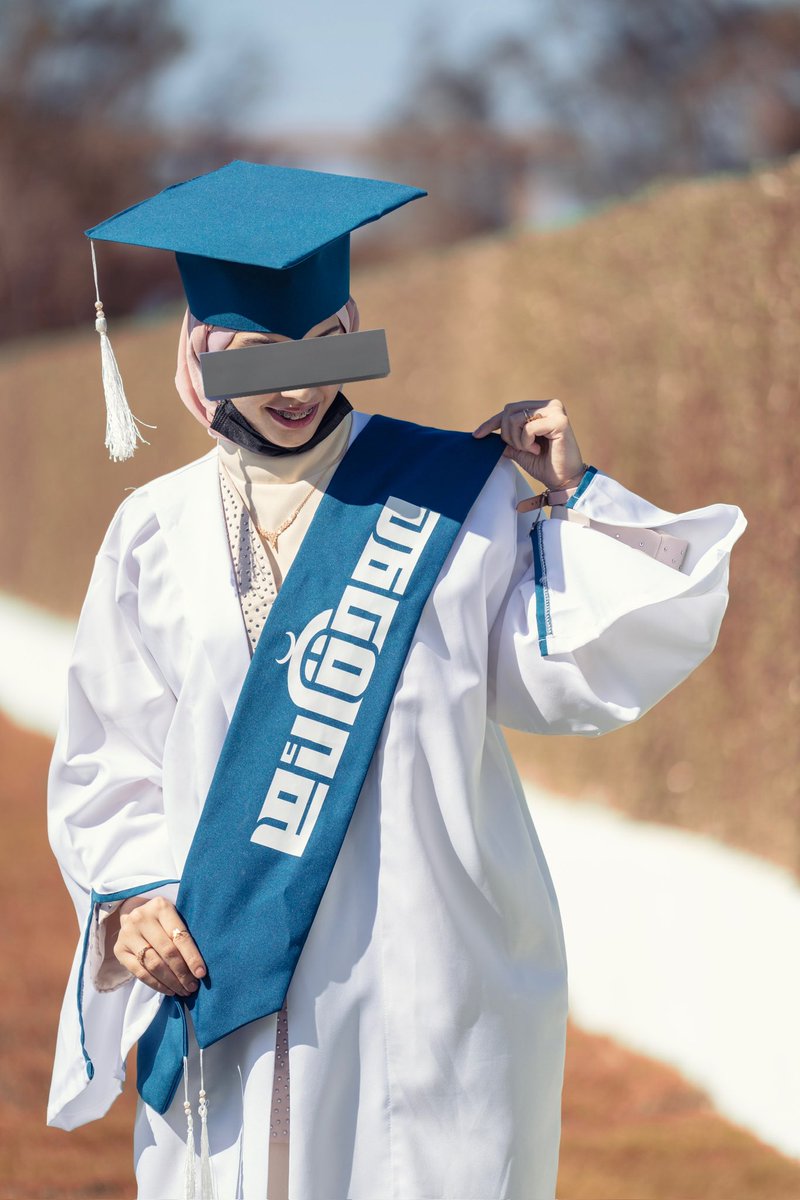ADSmediahouse's tweet photo. الكاب 🎓: 
تصميم عصري وحديث خاص بدفعة عودة الأمل 

الشهادة :
تم تصميمها بطريقة عصرية و غير مقلدة 

الدروع :
تصميم حديث ذو جودة عالية حصري من شركة ADS لدفعة عودة الأمل - درنة

مع العلم ان الشركة ستقوم بتصاميم خاصة لكل دفعة و هوية كاملة خاصة بالدفعة ✨🌹 https://t.co/wA6qIdbITi