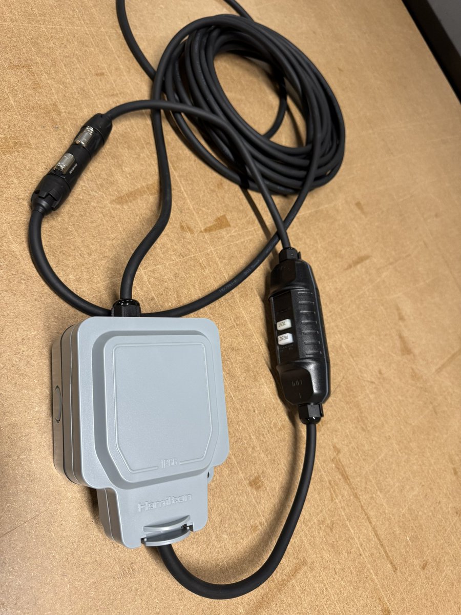 Decided to upgrade the 3 pin extension lead for the at work charger. Very good quality from <a href="/ToughLeads/">Tough Leads</a> I even opted for the letterbox connector 😝