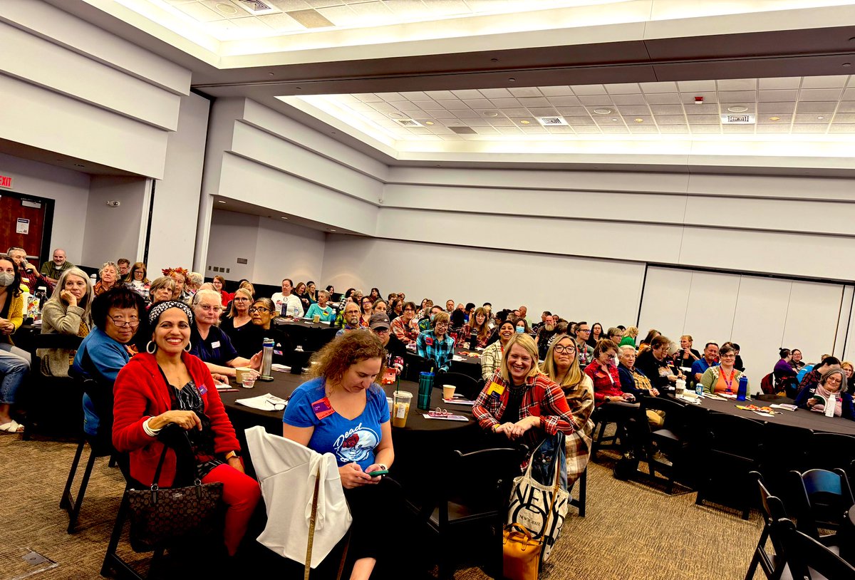 LDahlkemper's tweet photo. Nothing better than starting the day visiting with a packed room of @cojeffcolibrary librarians! @JeffcoColorado Commissioners are sharing our love of reading and public libraries. Thank you for ensuring our libraries are for  everyone in our community!#JCPLove 💜
#FReadom https://t.co/ebaKVbhdYR