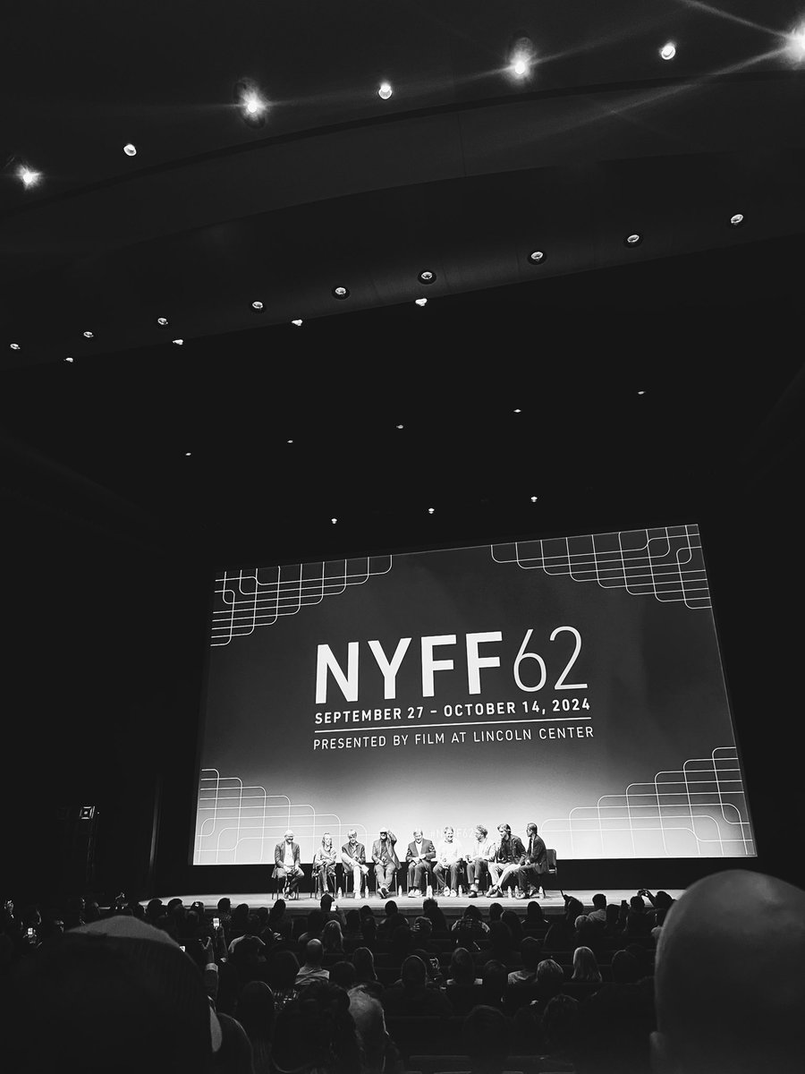 Jessica Ryan (@jessicaryannyla) on Twitter photo Went to <a href="/TheNYFF/">New York Film Festival</a> last night. The way that Alex Ross Perry’s Pavement movie Pavements hits my perfect Venn diagram of rock and roll and musical theatre 👀 Went to <a href="/TheNYFF/">New York Film Festival</a> last night. The way that Alex Ross Perry’s Pavement movie Pavements hits my perfect Venn diagram of rock and roll and musical theatre 👀