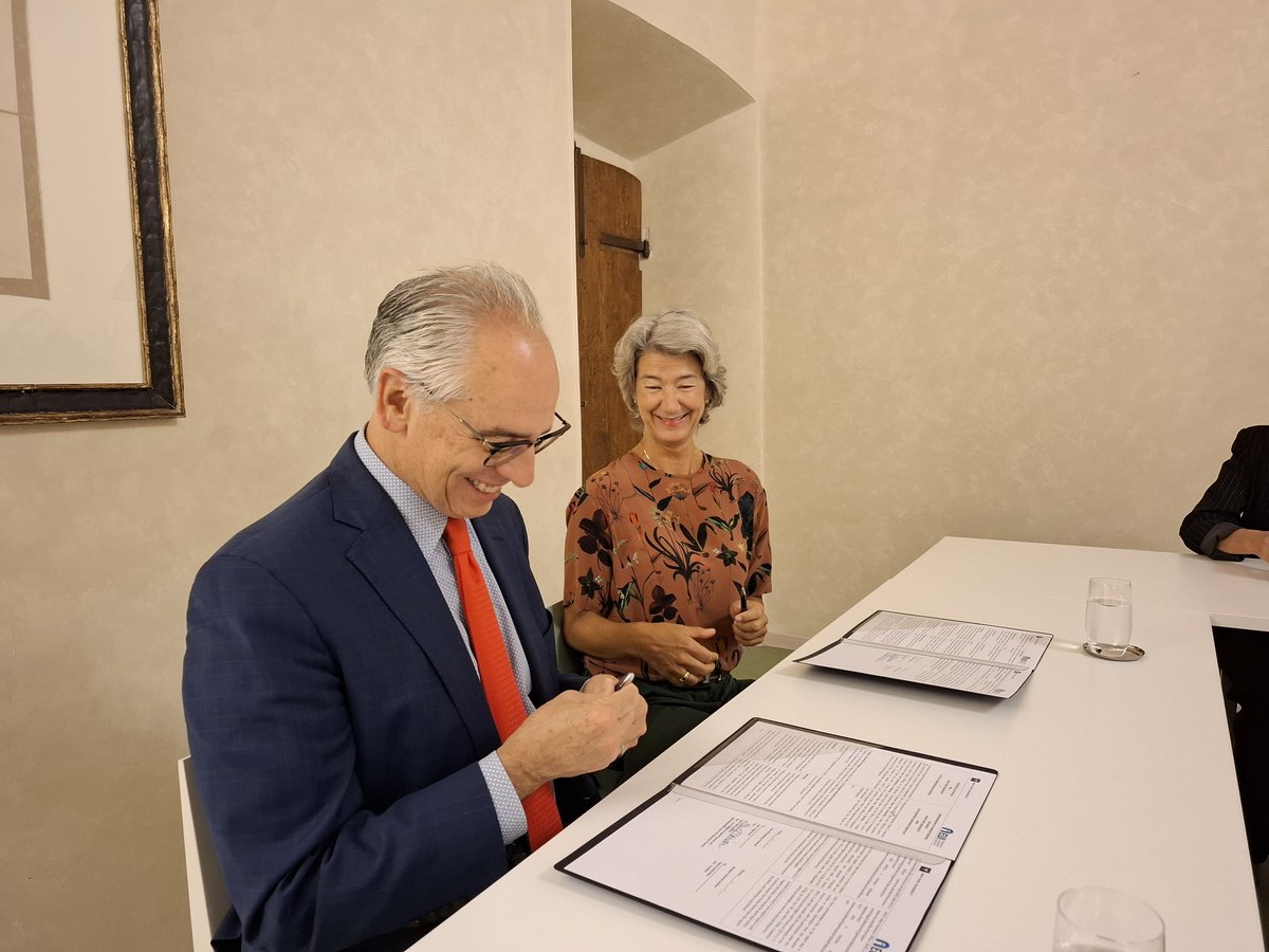 Today NYU Florence and EUI have renewed an enduring partnership with the European University Institute (EUI) by signing a Memorandum of Understanding that will facilitate the exchange of PhD researchers and will foster opportunities for joint events and academic programs.