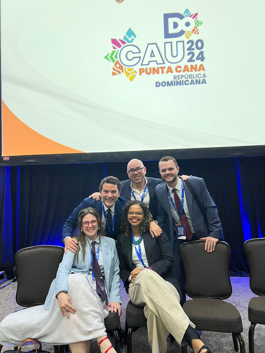 Oficina Residentes CAU (@residentescau) on Twitter photo El día de ayer tuvo lugar el Foro de Residentes CAU, en el marco del Congreso CAU 2024 Punta Cana.
Agradecemos a los ponentes <a href="/dr_romero_otero/">Javier Romero Otero</a>, <a href="/EduardRuizCasta/">Eduard Ruiz Castañe</a>, Jorge Gutiérrez, <a href="/RubenOlivaresG/">Ruben Olivares MD</a>, <a href="/joanfundi/">Joan Palou Redorta</a> y <a href="/perezreggeti/">Jose Ignacio Perez</a> por sus excelentes aportes y discusiones enriquecedoras. El día de ayer tuvo lugar el Foro de Residentes CAU, en el marco del Congreso CAU 2024 Punta Cana.
Agradecemos a los ponentes <a href="/dr_romero_otero/">Javier Romero Otero</a>, <a href="/EduardRuizCasta/">Eduard Ruiz Castañe</a>, Jorge Gutiérrez, <a href="/RubenOlivaresG/">Ruben Olivares MD</a>, <a href="/joanfundi/">Joan Palou Redorta</a> y <a href="/perezreggeti/">Jose Ignacio Perez</a> por sus excelentes aportes y discusiones enriquecedoras.