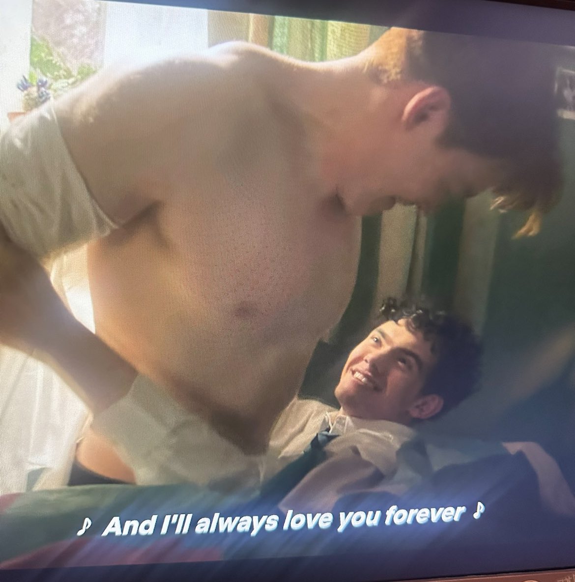 nicks_spring's tweet photo. the windows wide open guys https://t.co/1Ozs6QZYeZ