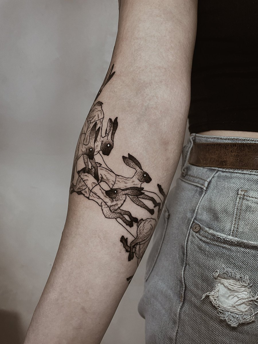 serkiton's tweet image. These are Rhosgobel rabbits. I'd like to see them try.