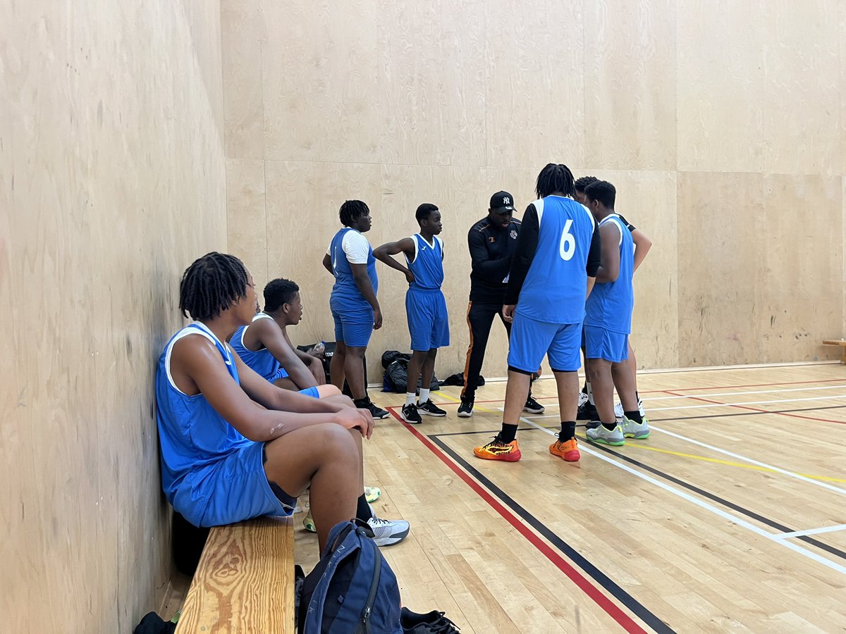 TrinityPE_Belvd's tweet photo. And it begins!!! @TrinityBelvdBB @DartfordTigers #TrinityValues #TrinityPE #TrinityBasketball https://t.co/XWDc4j5GnK
