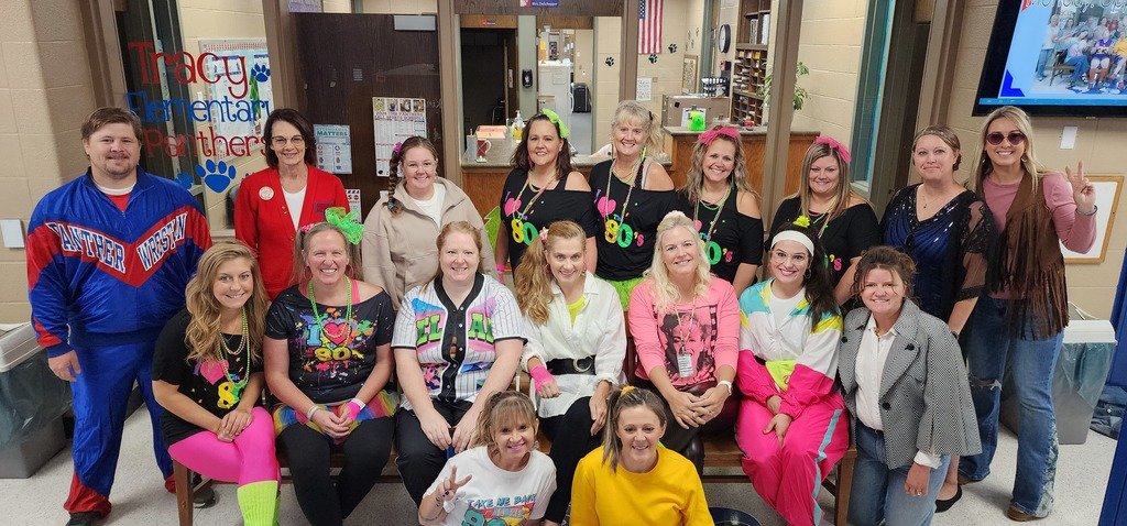 TMBElementary's tweet image. Thursday is decades day.  i think the 80s are back in fashion!
