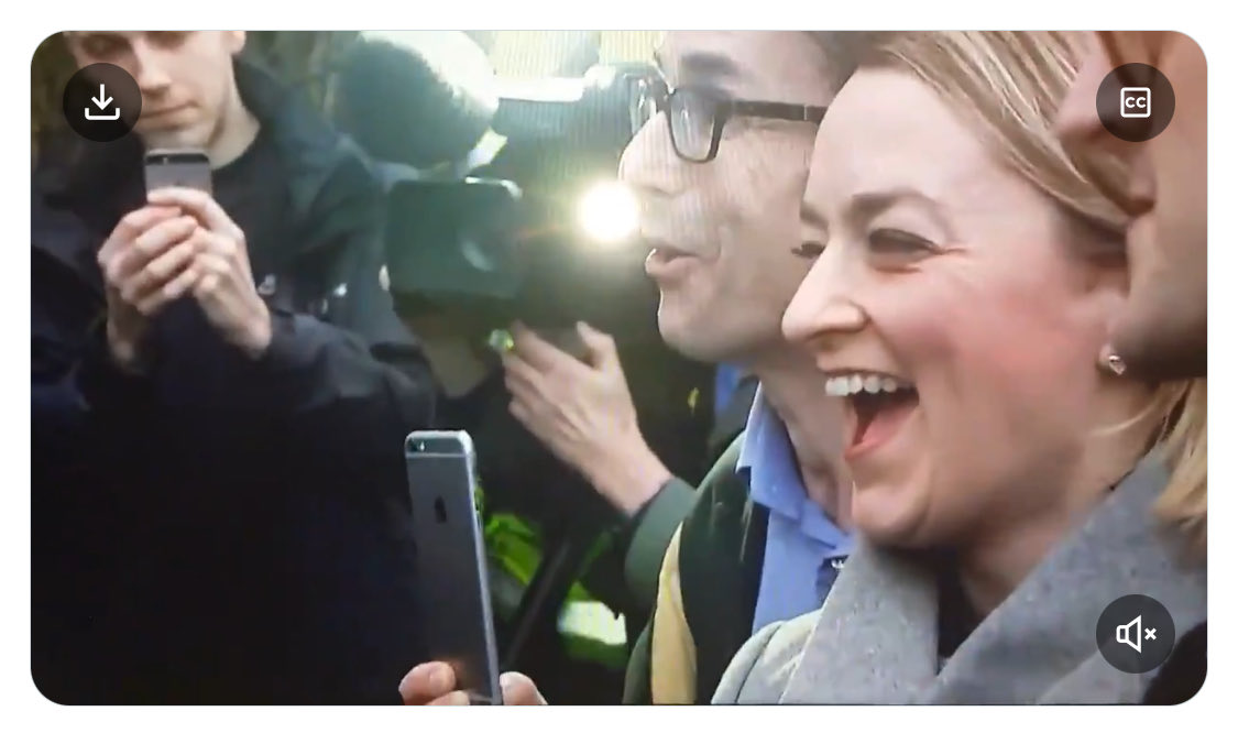 Hoarder55's tweet image. #Impartial ?
#Objective ?
@bbclaurak