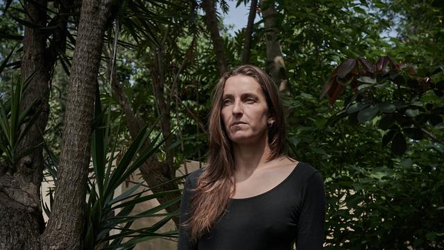 Avui a 21h coneixerem l'escriptora francesa Neige Sinno a #DonesiDiesCatRadio , que va ser abusada durant 7 anys pel seu padrastre. Ho explica a 'Trist tigre' editat per <a href="/AnagramaEditor/">Editorial Anagrama</a>. El llibre és boníssim i emocionant però és sobretot un cant a l'esperança