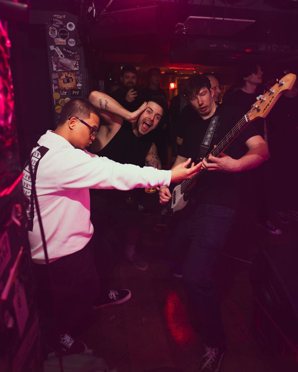 🟠 We need support bands! 🔵

We're planning our tour for our new album in 2025 and we need support bands.

We're gonna create a playlist of all the possible support bands we know and have a listen.

So do you know a band? Are you in a band?

Let us know!

📸: Bella Cada Media