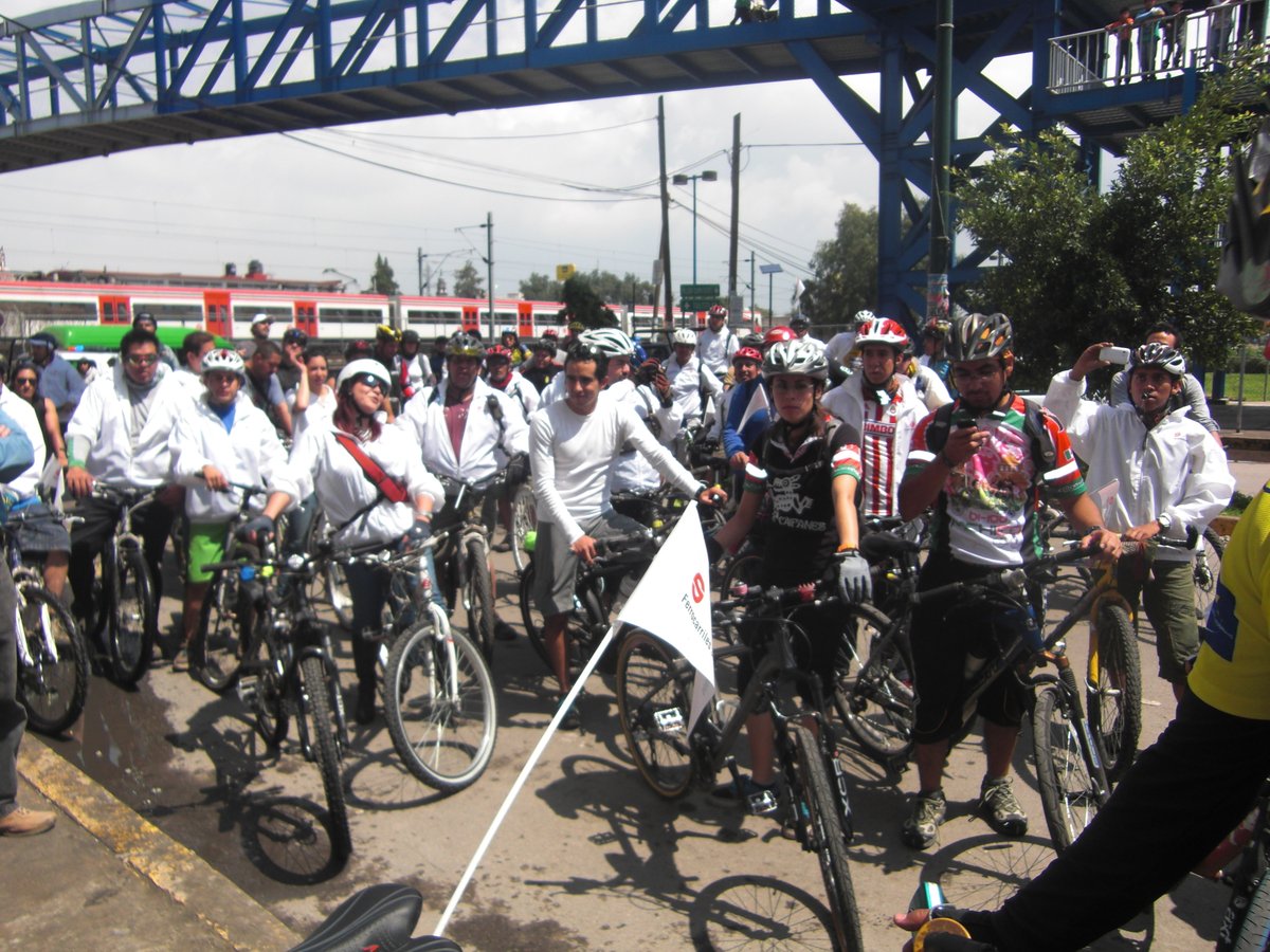 Hace 10 años se inauguró el primer biciestacionamiento masivo de la ZMVM en la estación Pantitlán del Tren Suburbano. ¿Lo has usado alguna vez?