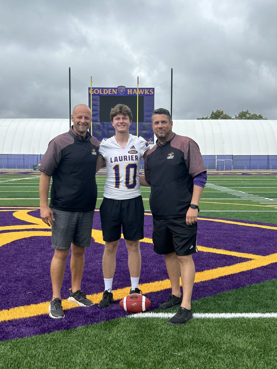 We’re excited to announce our newest commit! Team Ontario Gold Medal winning Quarterback, Riley Chalmers.  Riley is from Northern Secondary School in Toronto. 

Welcome to the family, Riley! 

#SoarAbove