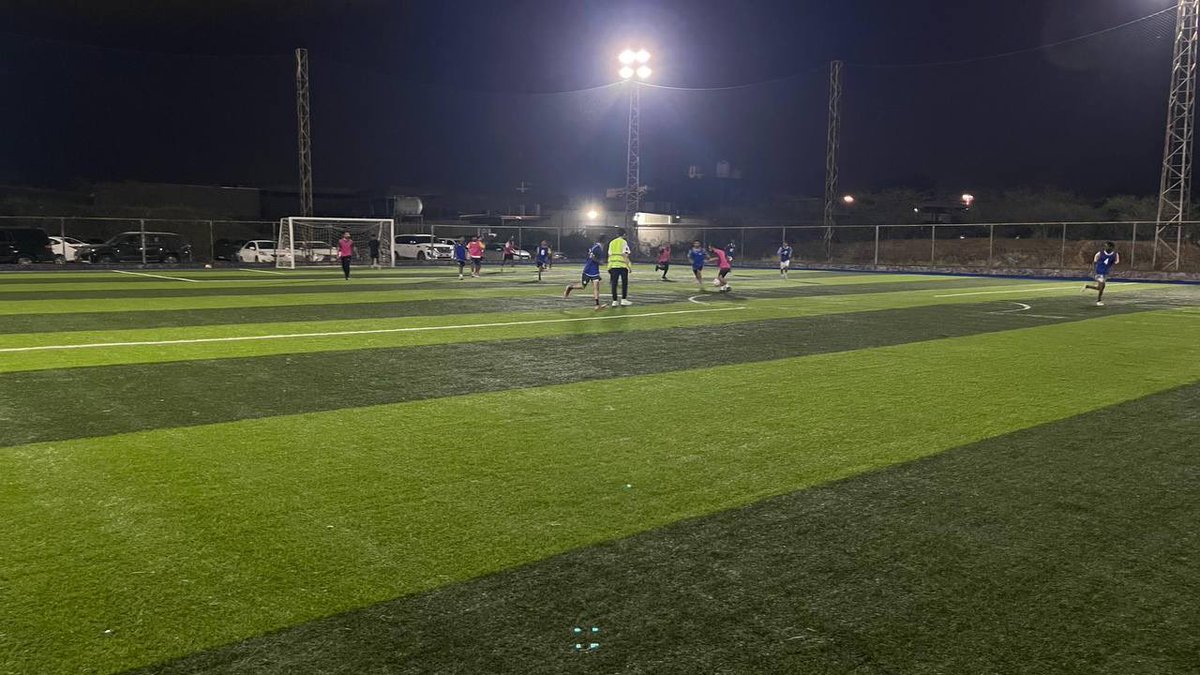 الكلية التقنية والمعهد الصناعي الثانوي بالعيدابي|

 📸|تغطية 

انطلاق بطوله كرة القدم على كأس عميد الكلية والمشرف على المعهد.

#التدريب_التقني_بجازان 
#التدريب_التقني