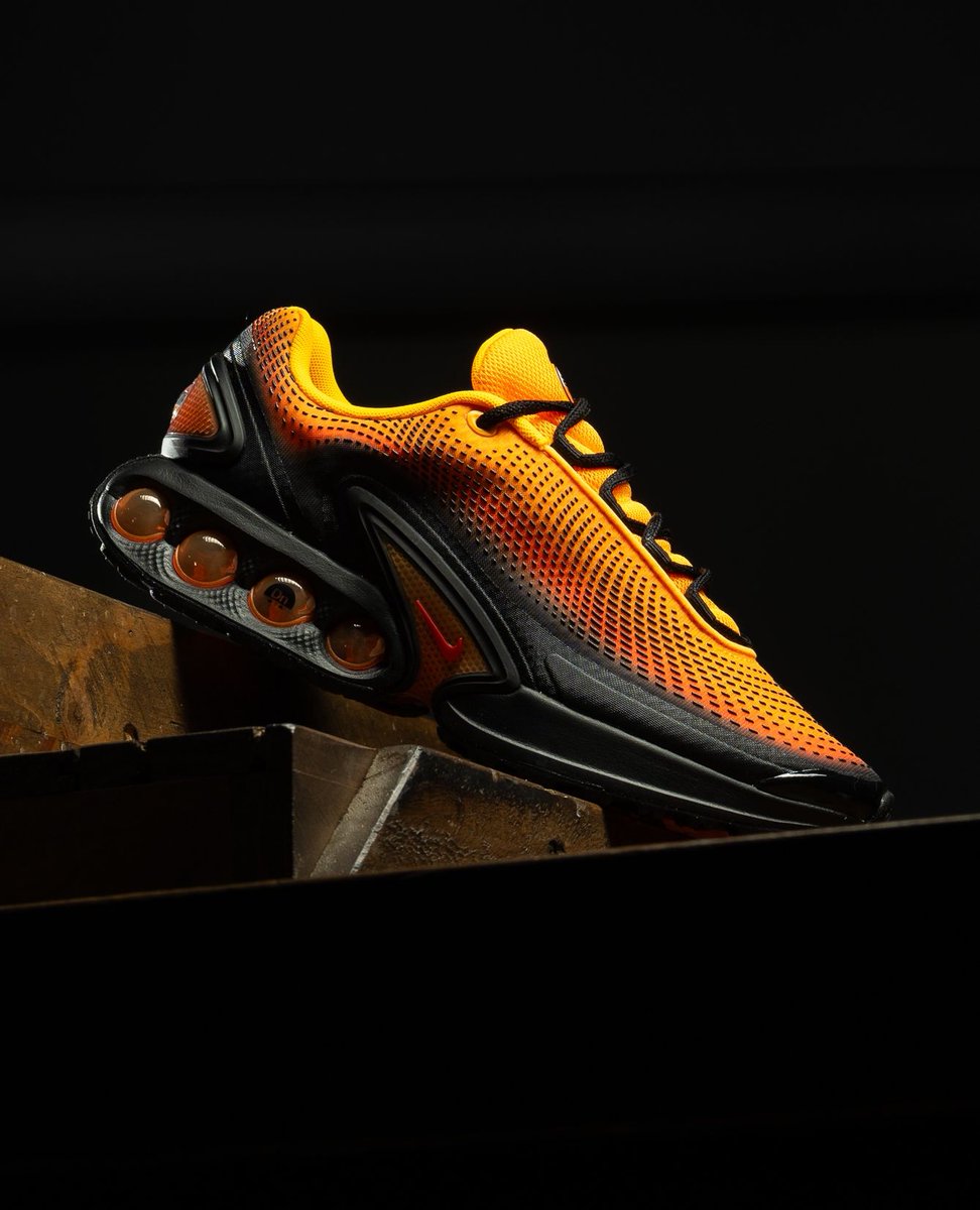 nike air max 720 laser orange