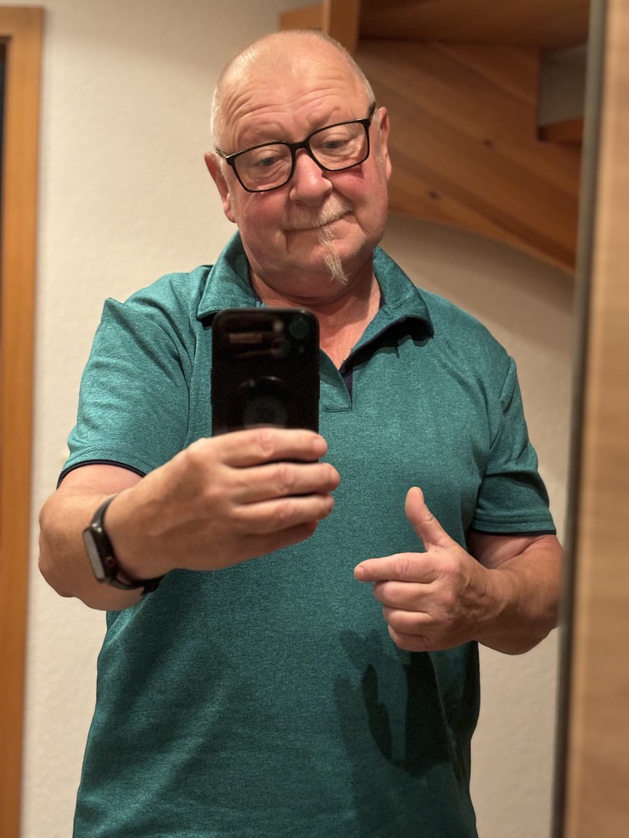 H58006478H's tweet image. 🙋‍♂️👍😉😍😘