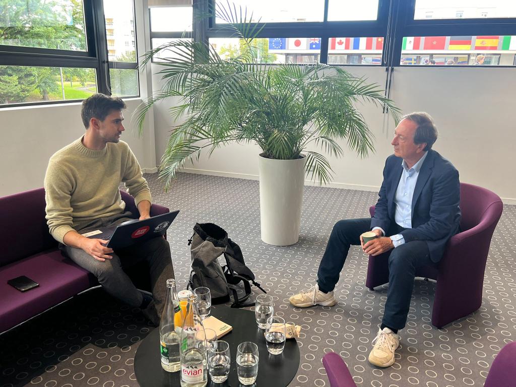 Heureux d'avoir pu interviewer hier soir <a href="/Leclerc_MEL/">Michel-Edouard Leclerc</a> en marge de sa conférence à <a href="/NEOMAbs/">NEOMA Business School</a> !