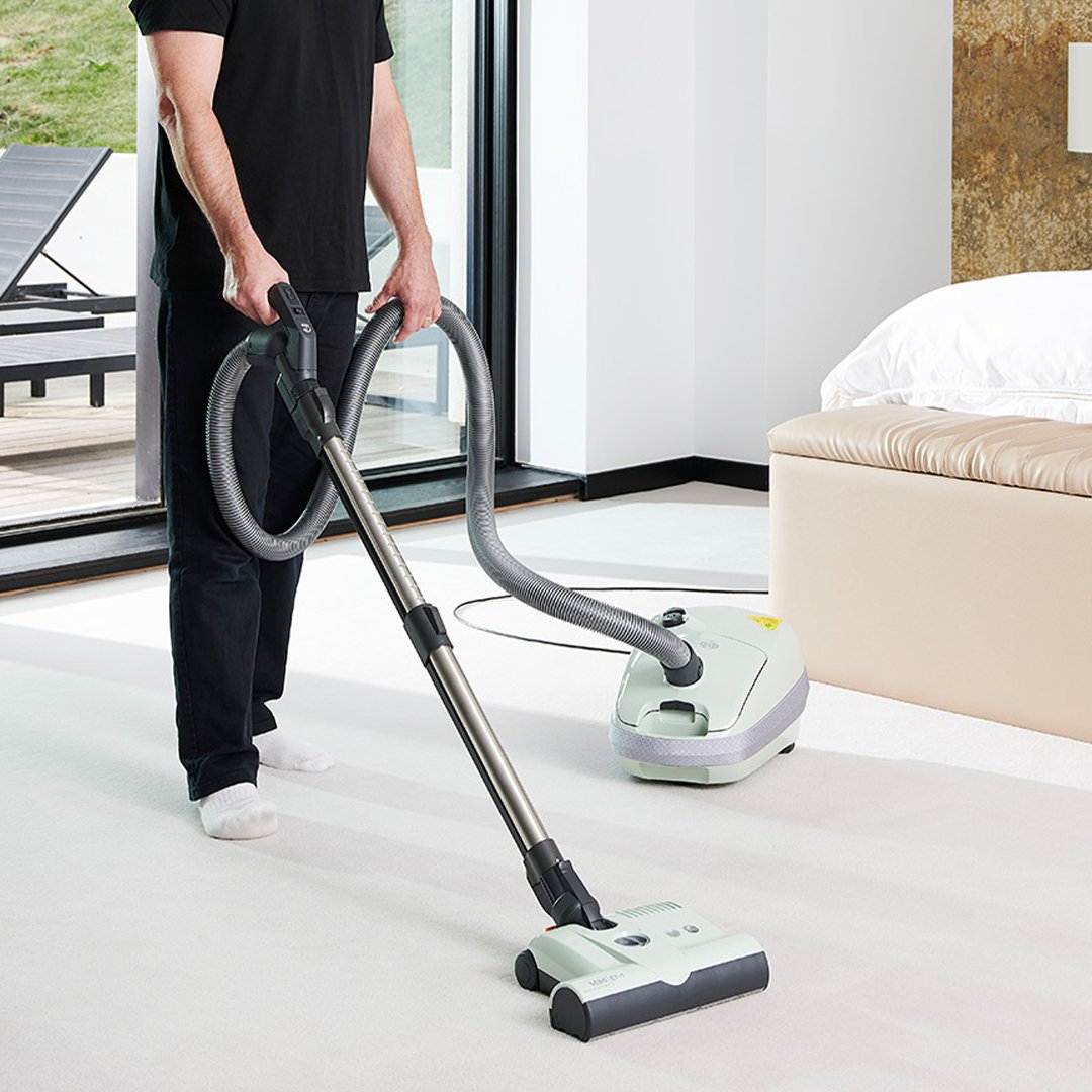 SEBO_UK's tweet image. Compact and powerful, the new SEBO AIRBELT E3 Pastels are beautifully designed on the inside as well as the outside and packed full of dirt-busting features!

To find out more visit - bit.ly/3KfS9Zw

 #Vacuumcleaner #Pastelblue #Pastelgreen #Pastelpink