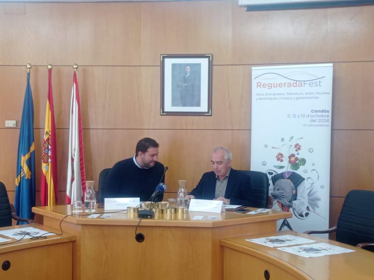 💥 El III Reguerada Fest va axuntar 22 empreses del 11 al 13 d’ochobre en Candás

▶️ Clases de baille tradicional, teatru, poesía, gastronomía y actuaciones de Marisa Valle Roso y Skama la Rede son delles de les propuestes qu’ufierta’l festival

➕ℹ️ en 🔗 acortar.link/LraFlb