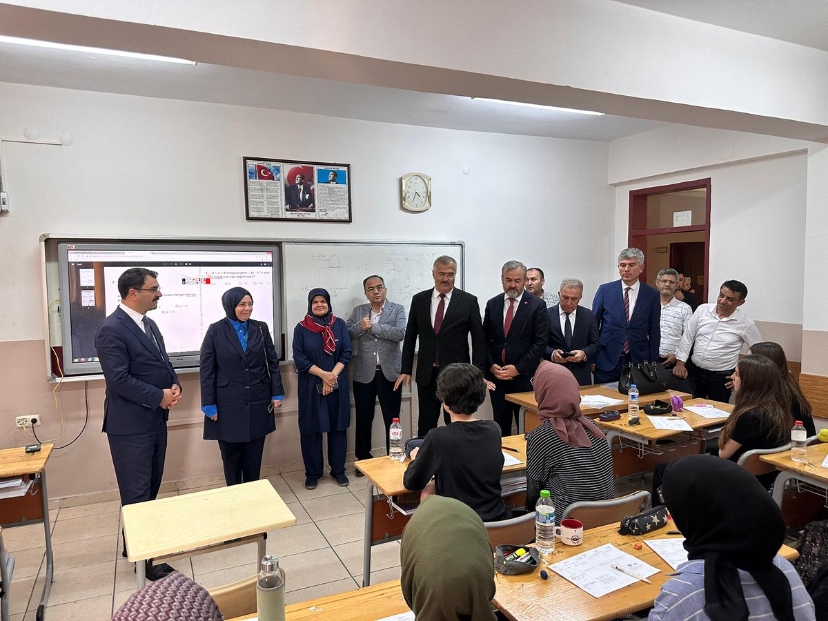 CelileErenOKTEN's tweet photo. Hümeyra Ökten Kız Anadolu İmam Hatip Lisesinde öğretmen ve idarecilerimizle istişarelerde bulunduk. 

Pansiyonda kalan öğrencilerimizin sıcak çay eşliğinde gönülden  muhabbetlerine dâhil olduk.

📍Çukurova, Adana https://t.co/SqldK41zn2