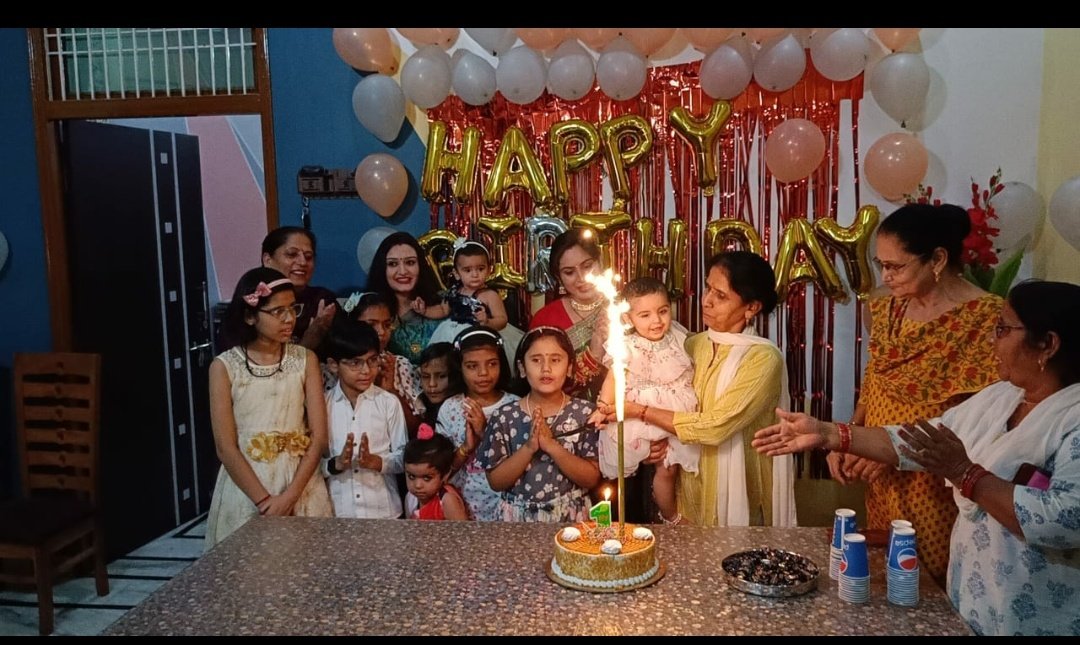 dada today is my little princess birthday bless her dada <a href="/AmitabhJha3/">DarvaX Trader 🔆</a>