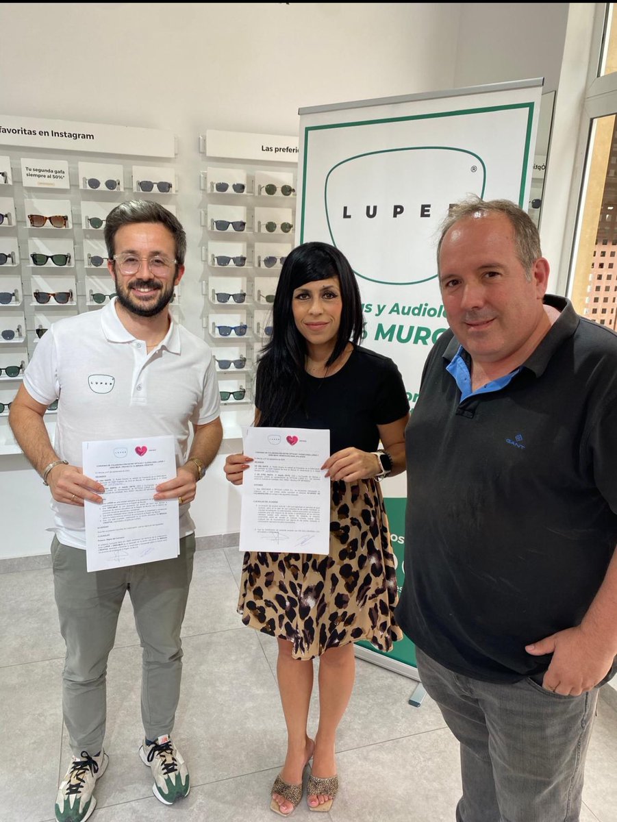 Estimados compañeros,

Nos complace informaros sobre un nuevo convenio que hemos firmado para los miembros de DIRECMUR ❤️. 

En esta ocasión, hemos alcanzado un acuerdo con la empresa Murciana Luper, 
que ofrecerá un descuento exclusivo a nuestros socios y socias.