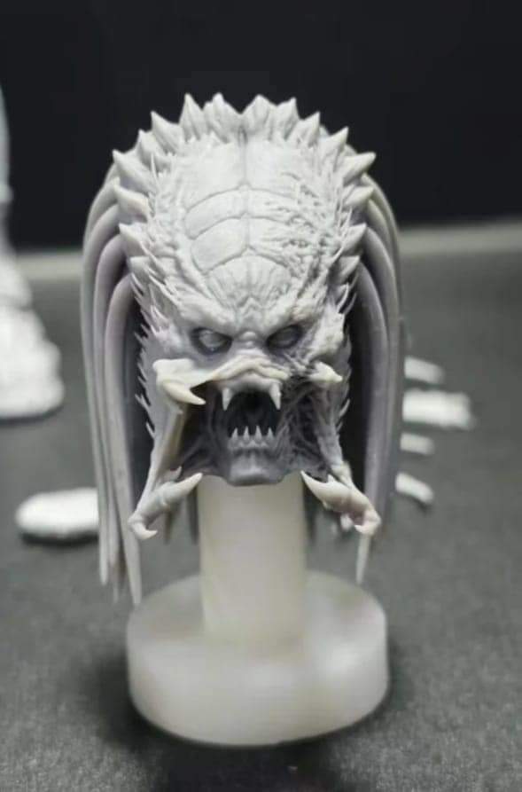 YautjaDrak's tweet photo. I can't find much info on these prototypes, but they're not NECA but are the same scale. I hope these become widely available. Two figures that NECA has dragged their feet on for too long. https://t.co/e1vtqkz0IW