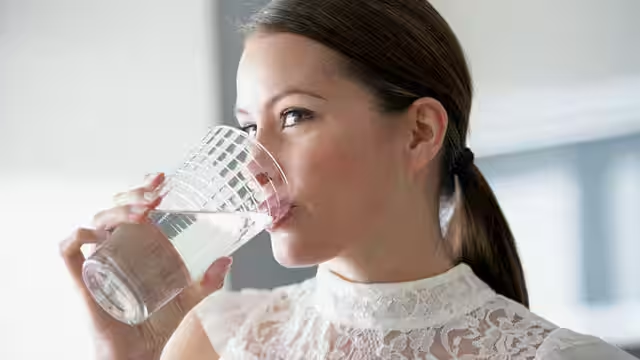 Dry mouth has little to do with poor dental hygiene. The good news is — no matter the cause — you can take steps to identify and treat your dry mouth and bad breath and prevent these issues from recurring. #badbreath #drymouth #oralhealthcare
colgate.com/en-us/oral-hea…