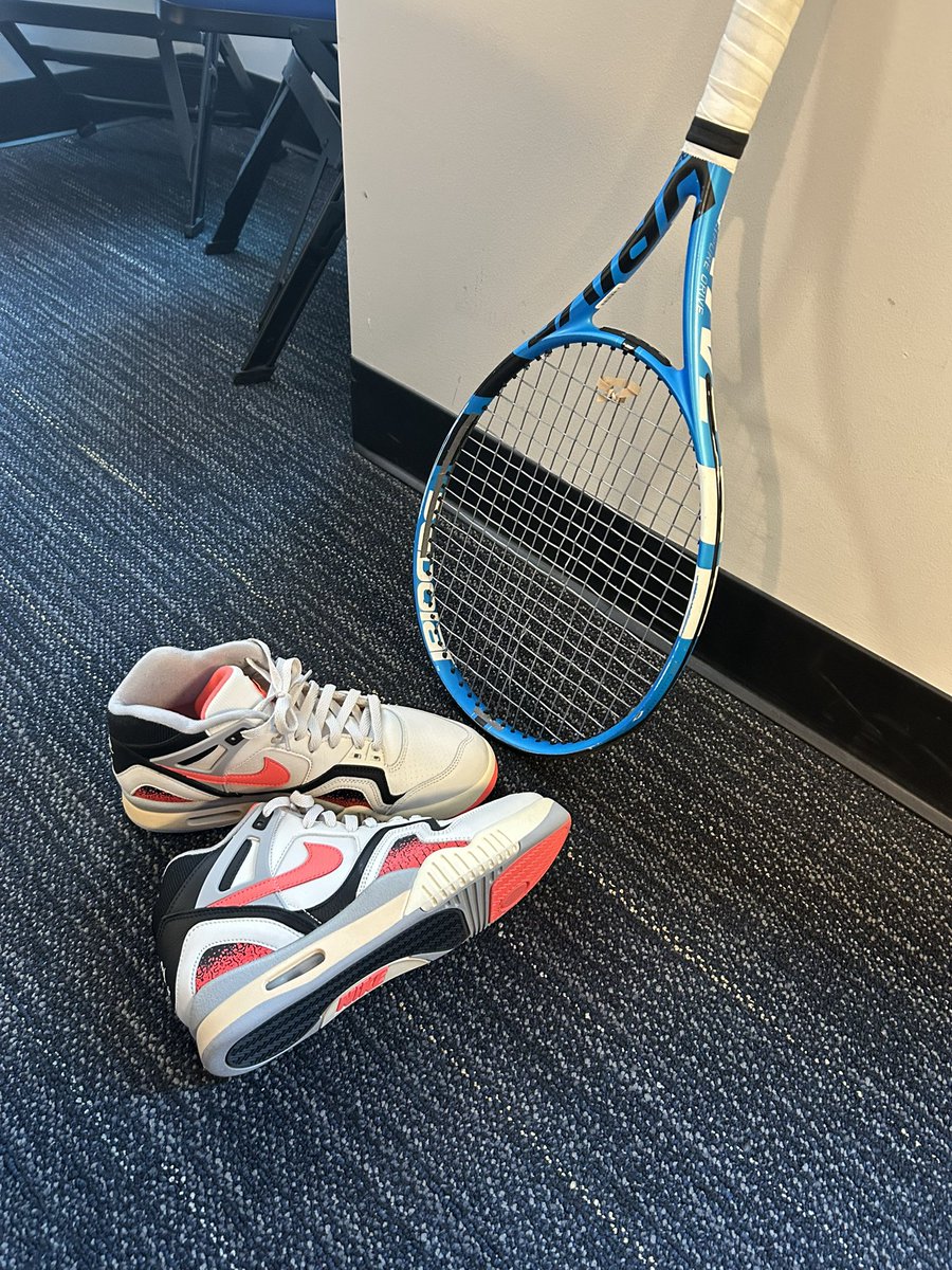 Jonathan Menachem (@menachem_j) on Twitter photo #kicksoncall. Very short lecture on data supported therapies for HFpEF (I got jokes). And more importantly- the old school Agassi kicks (whoās he?). That hurt. <a href="/Abraham_Jacob/">Jacob Abraham, MD</a> <a href="/RyanTedfordMD/">Ryan J Tedford MD</a> <a href="/AndreAgassi/">Andre Agassi</a> <a href="/ComplexSneakers/">Complex Sneakers</a> <a href="/JLaPuma/">Joe La Puma</a> #kicksoncall. Very short lecture on data supported therapies for HFpEF (I got jokes). And more importantly- the old school Agassi kicks (whoās he?). That hurt. <a href="/Abraham_Jacob/">Jacob Abraham, MD</a> <a href="/RyanTedfordMD/">Ryan J Tedford MD</a> <a href="/AndreAgassi/">Andre Agassi</a> <a href="/ComplexSneakers/">Complex Sneakers</a> <a href="/JLaPuma/">Joe La Puma</a>
