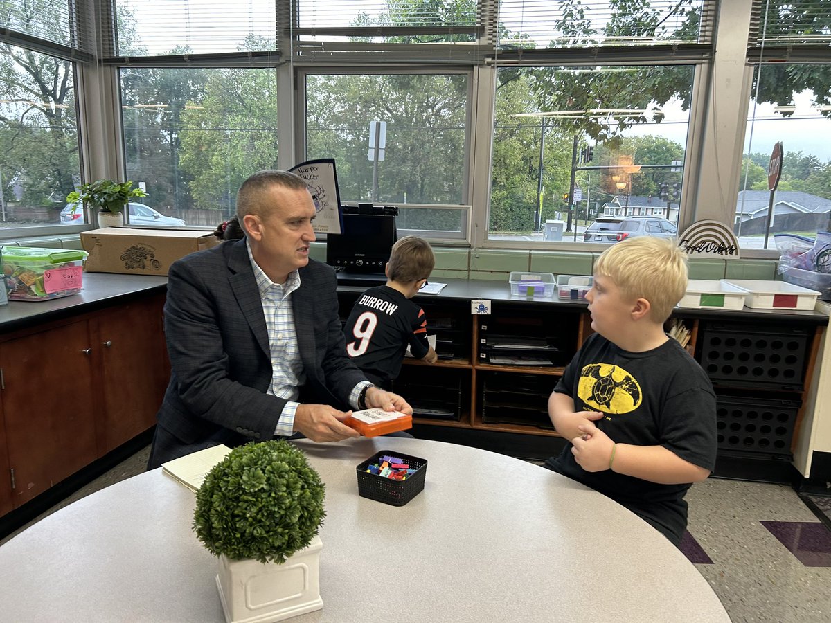 M. McCarty-Stewart (@firebirdsupt) on Twitter photo Southdale Elem was busy with thoughtful communicators, critical thinkers & engaged collaborators! <a href="/KetteringSchls/">KetteringSchools</a> <a href="/KetteringLearns/">Dan Von Handorf</a> <a href="/KenMiller06/">Ken Miller</a> <a href="/KCSPortraitGrad/">KCS Portrait_of_a_Grad</a> Southdale Elem was busy with thoughtful communicators, critical thinkers & engaged collaborators! <a href="/KetteringSchls/">KetteringSchools</a> <a href="/KetteringLearns/">Dan Von Handorf</a> <a href="/KenMiller06/">Ken Miller</a> <a href="/KCSPortraitGrad/">KCS Portrait_of_a_Grad</a>