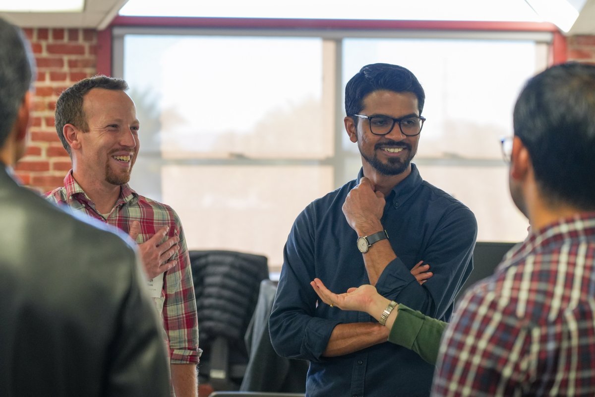 AppliedInt's tweet image. In case you missed it – last week, industry product and engineering experts from Applied Intuition, Glean, Notion, Figma, and Cerebrus came together to discuss what it’s like to be building AI products today. 

Here are the top takeaways: 👇

#AI #techpanel #productmanagement