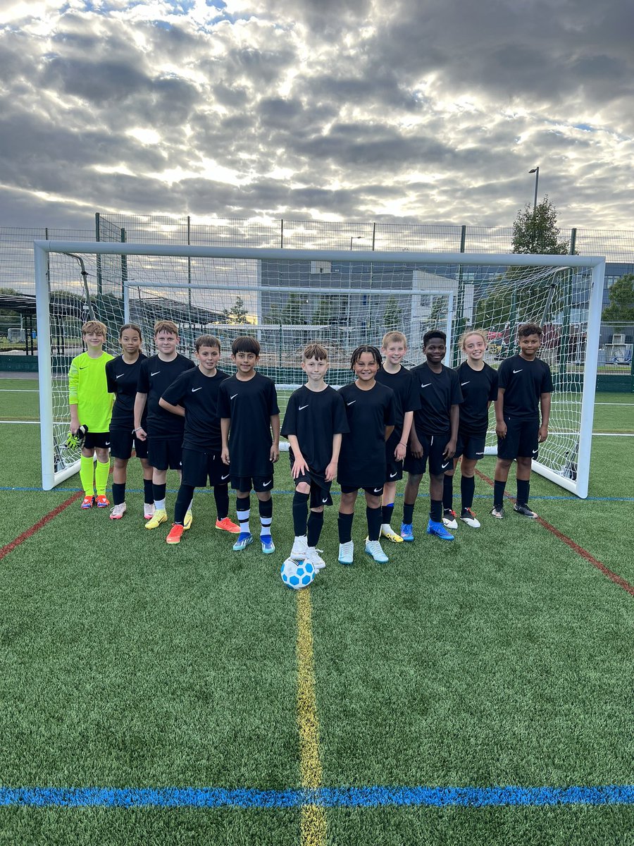 Bedford Academy PE tweet media