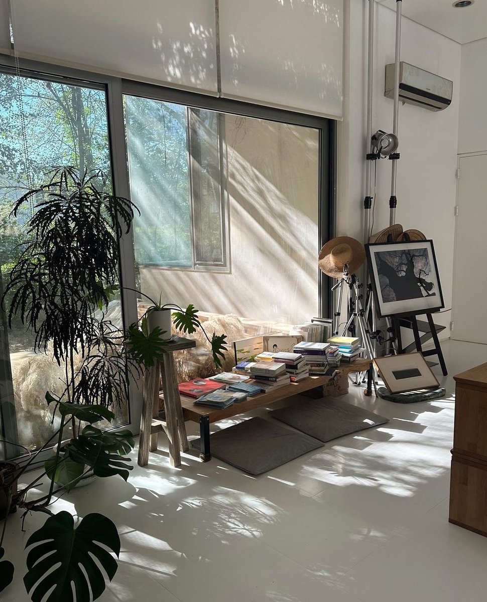 interiorsuckerr's tweet photo. https://t.co/j7li5IfLJh