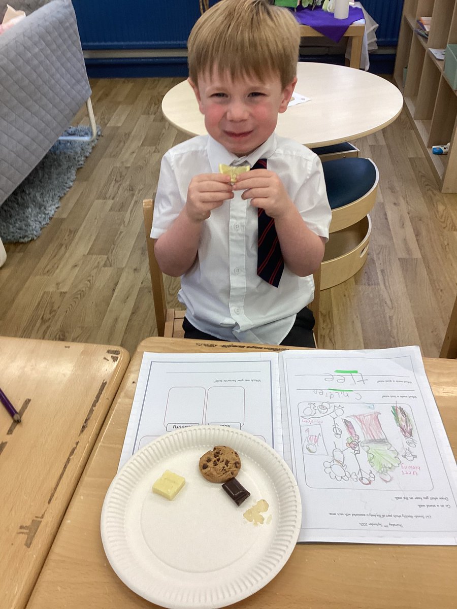 OLGHLiverpool's tweet photo. Today, Y1 tasted different foods as a part of our science lesson. We then discussed if the foods were sweet, salty, bitter, sour or savoury. #olghy1 #olghscience https://t.co/p9wX2m2BEB