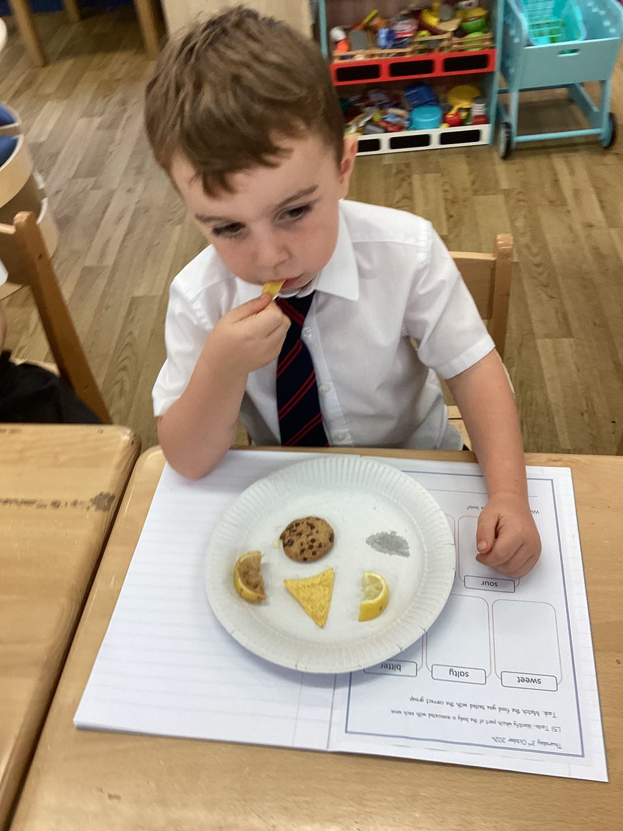 OLGHLiverpool's tweet photo. Today, Y1 tasted different foods as a part of our science lesson. We then discussed if the foods were sweet, salty, bitter, sour or savoury. #olghy1 #olghscience https://t.co/p9wX2m2BEB