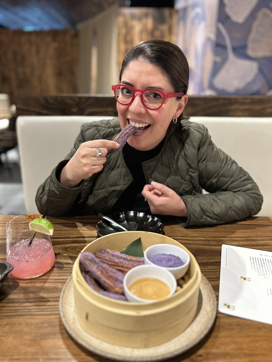 ExpertaViajera's tweet photo. Toda esta semana estaremos en @hola_houston visitando los lugares más emblemáticos como museos, tiendas y restaurantes. Recuerden que me pueden seguir en FB e IG también 🤩
#HolaHouston
@CityPASS #CityPass https://t.co/AizCKP2o0o