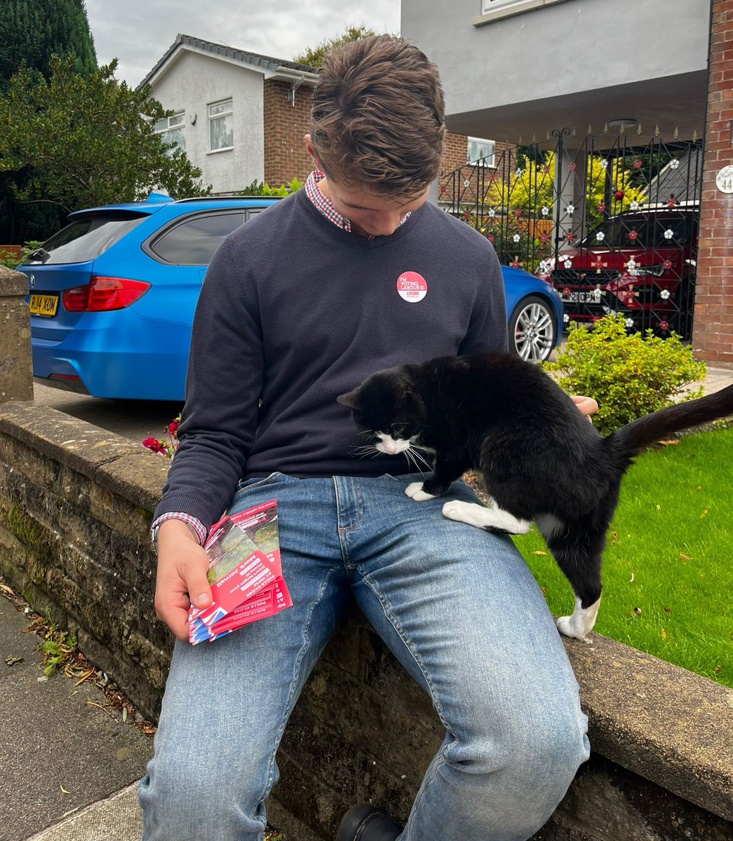 Lewis Hurst 🌹 tweet media